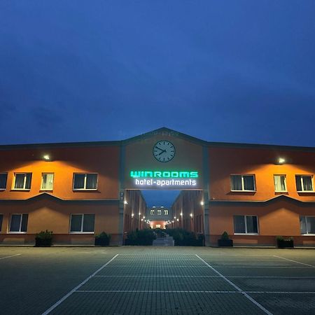 ווינר נוישטאדט Winrooms "Hotel&Appartement" מראה חיצוני תמונה