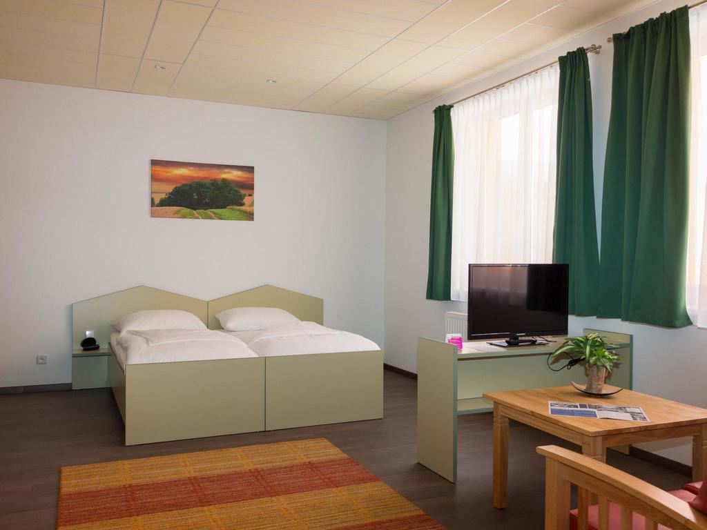 ווינר נוישטאדט Winrooms "Hotel&Appartement" מראה חיצוני תמונה