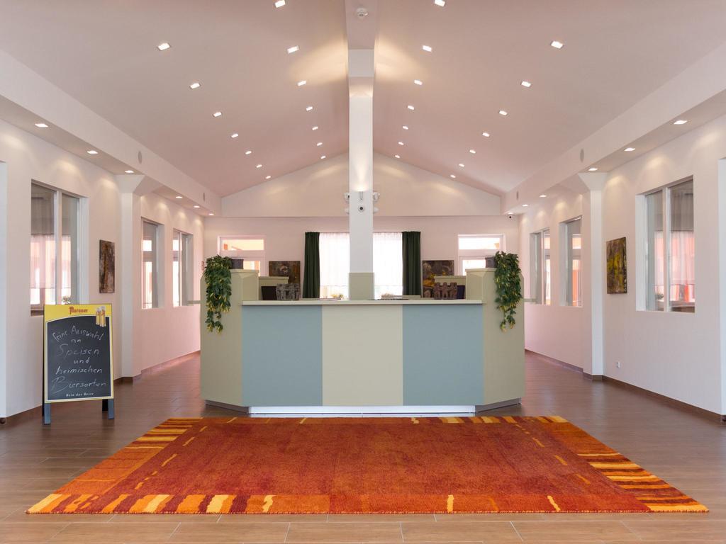 ווינר נוישטאדט Winrooms "Hotel&Appartement" מראה חיצוני תמונה